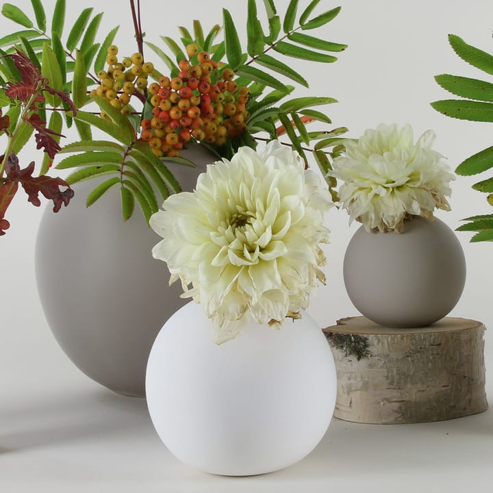 Ball vase white, 10 cm Cooee Design