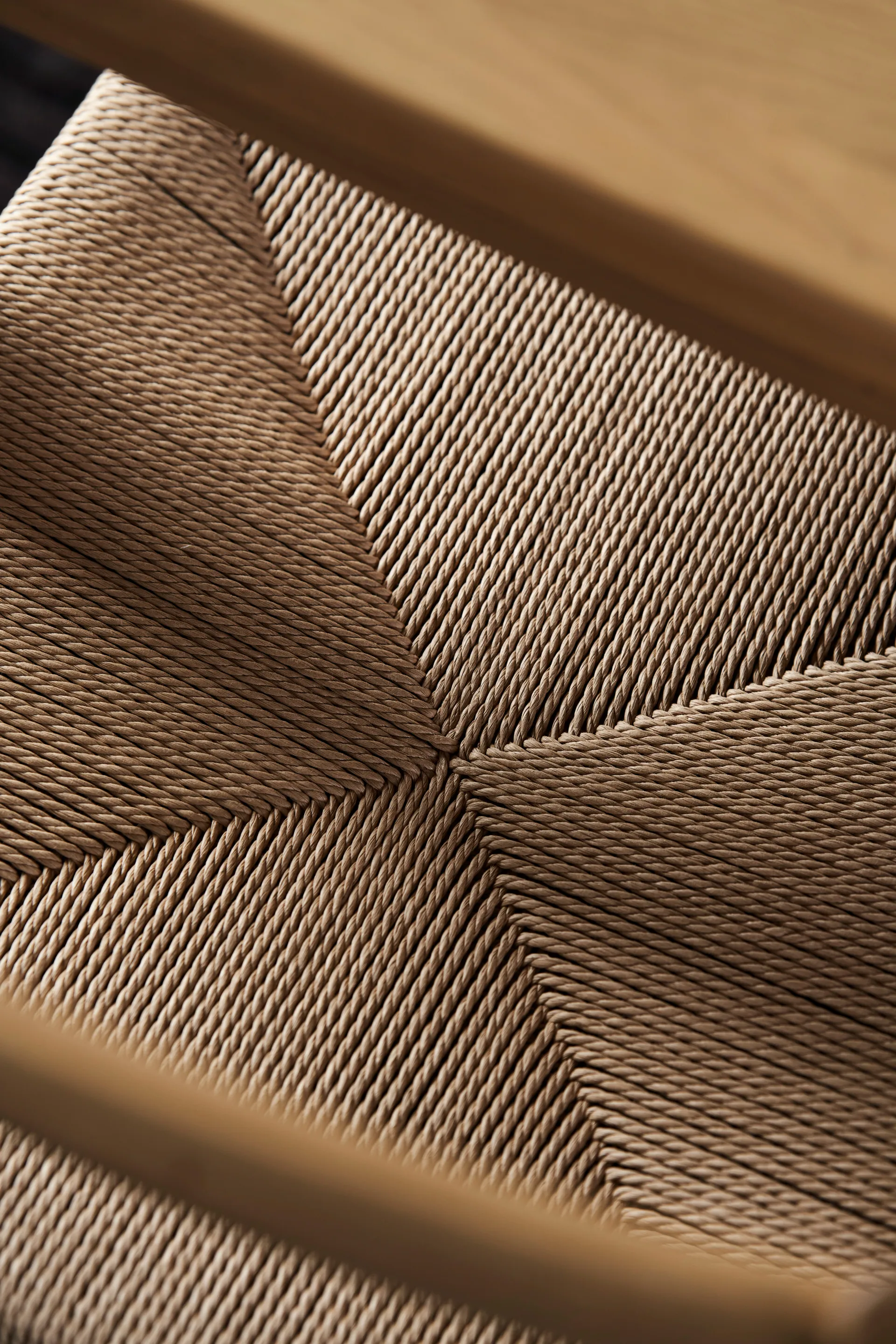 Fridhem spisebordsstol, Papercord-laquered oak 1898