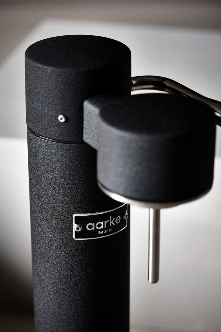 Carbonator 3 sodavandsmaskine, Mat sort Aarke