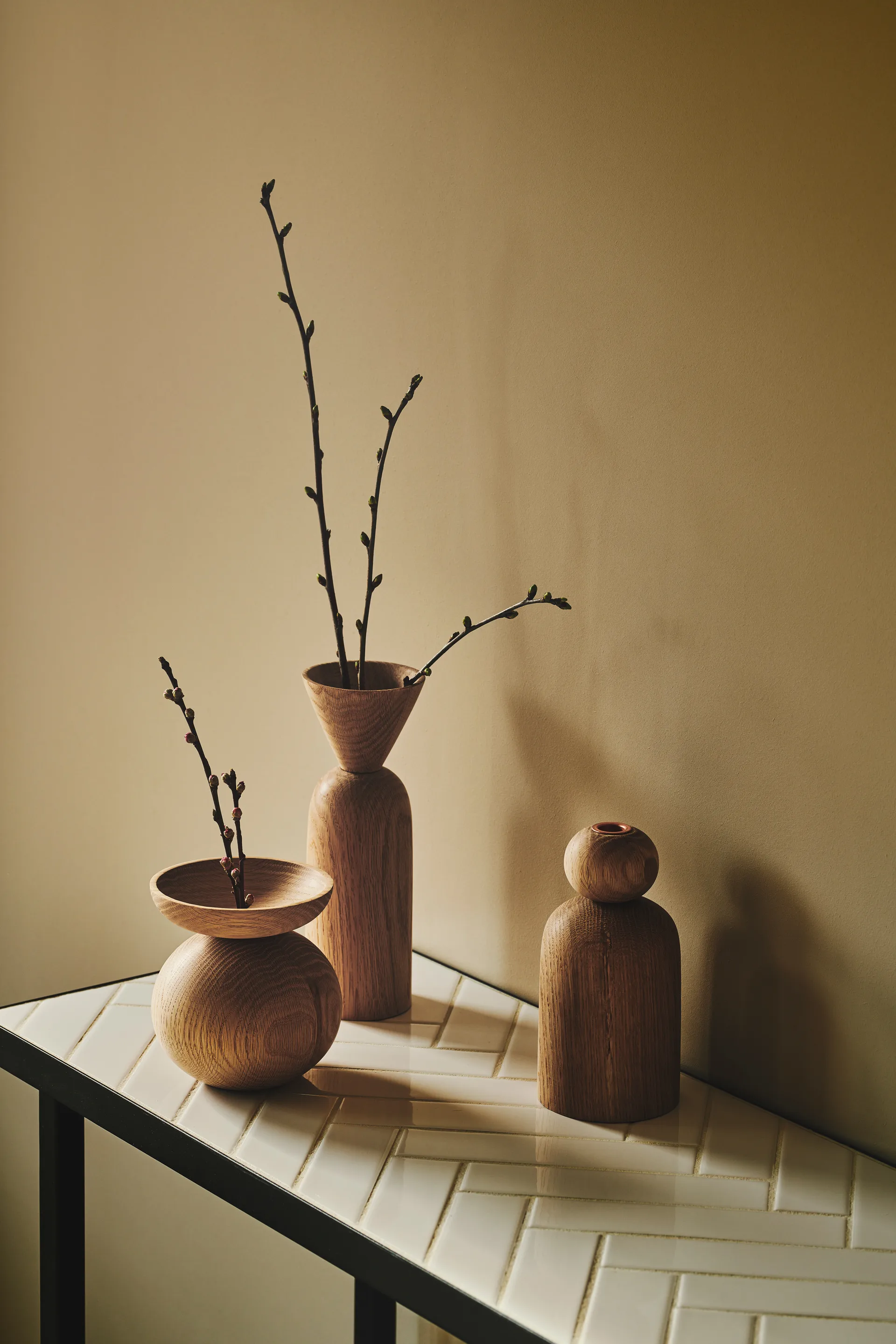 Shape ball vase, Eg Applicata