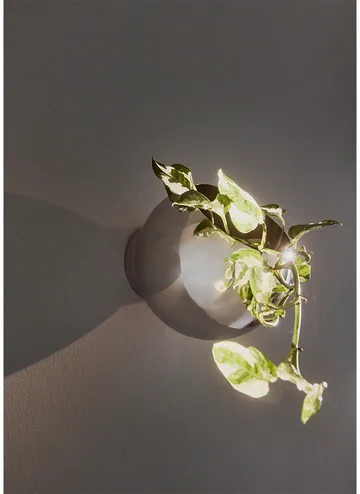 Globe urtepotte væg Ø17 cm - Silver - AYTM