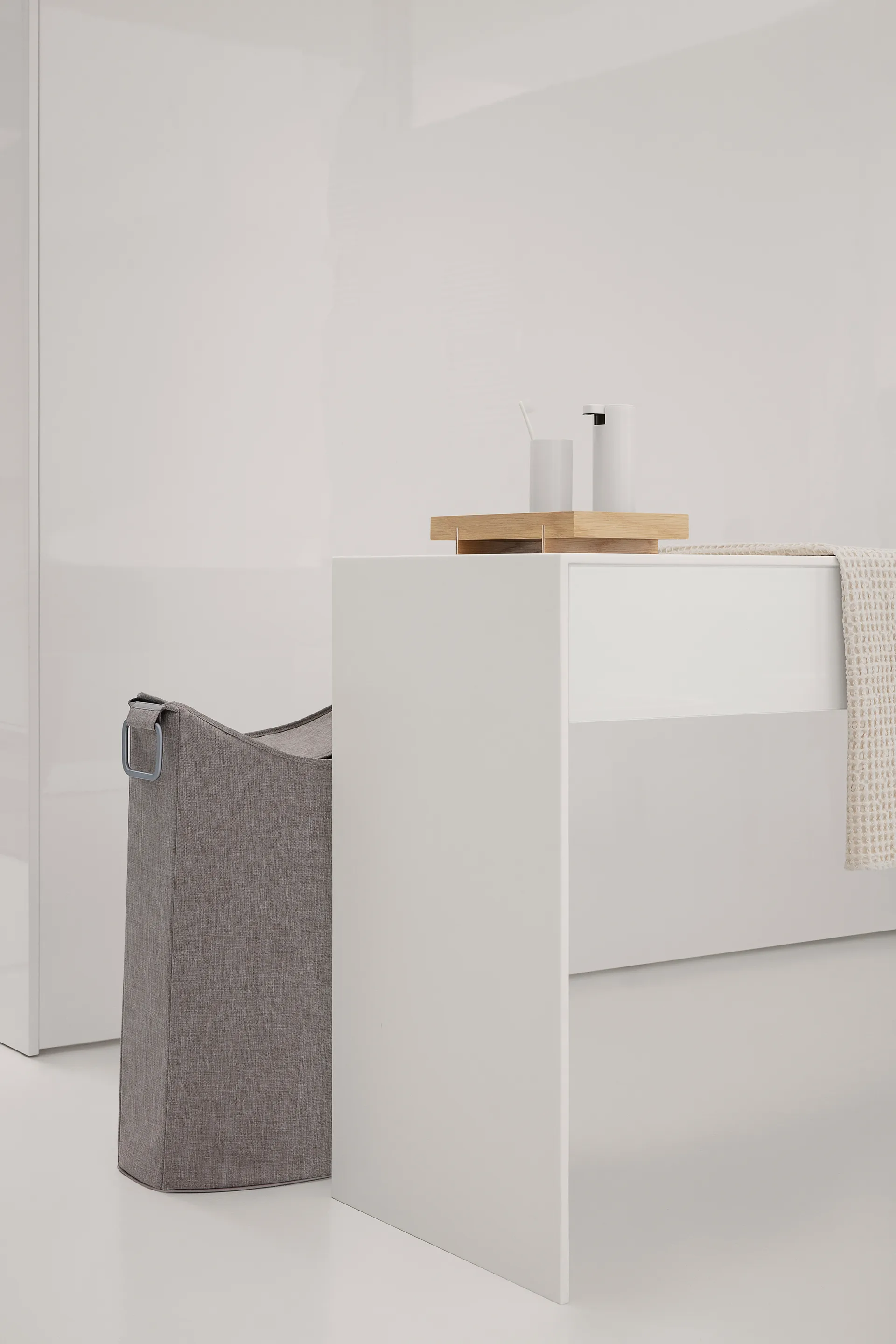 Modo sæbedispenser, Hvid blomus