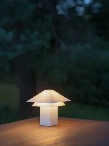 Sanaka bordlampe portabel - White - blomus