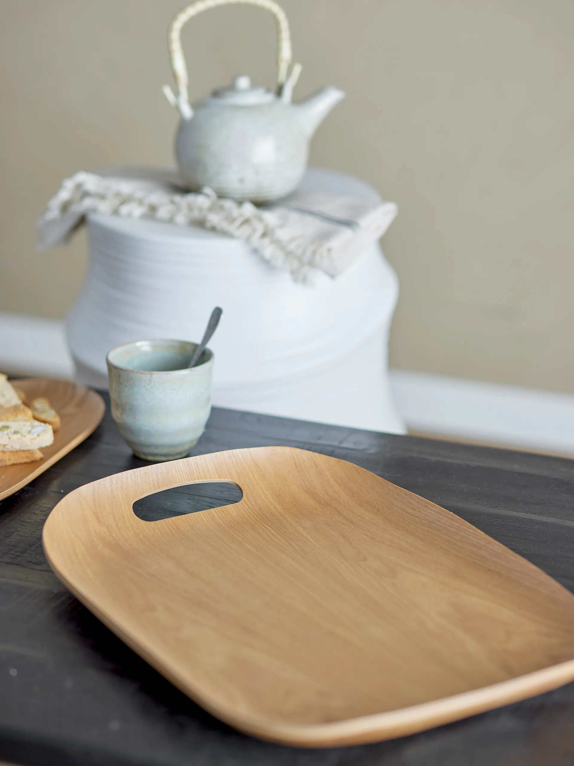 Leyton serveringsbakke 31x44 cm, Natural oak Bloomingville