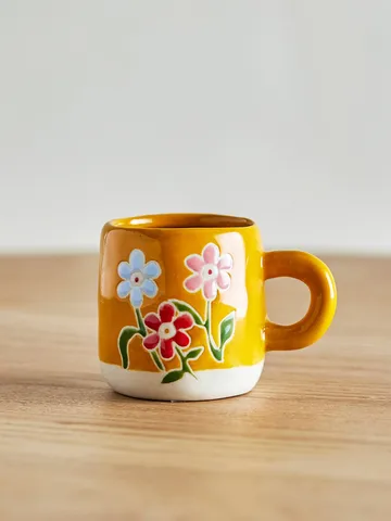 Millie kop 11 cl - Gul, blomster - Bloomingville