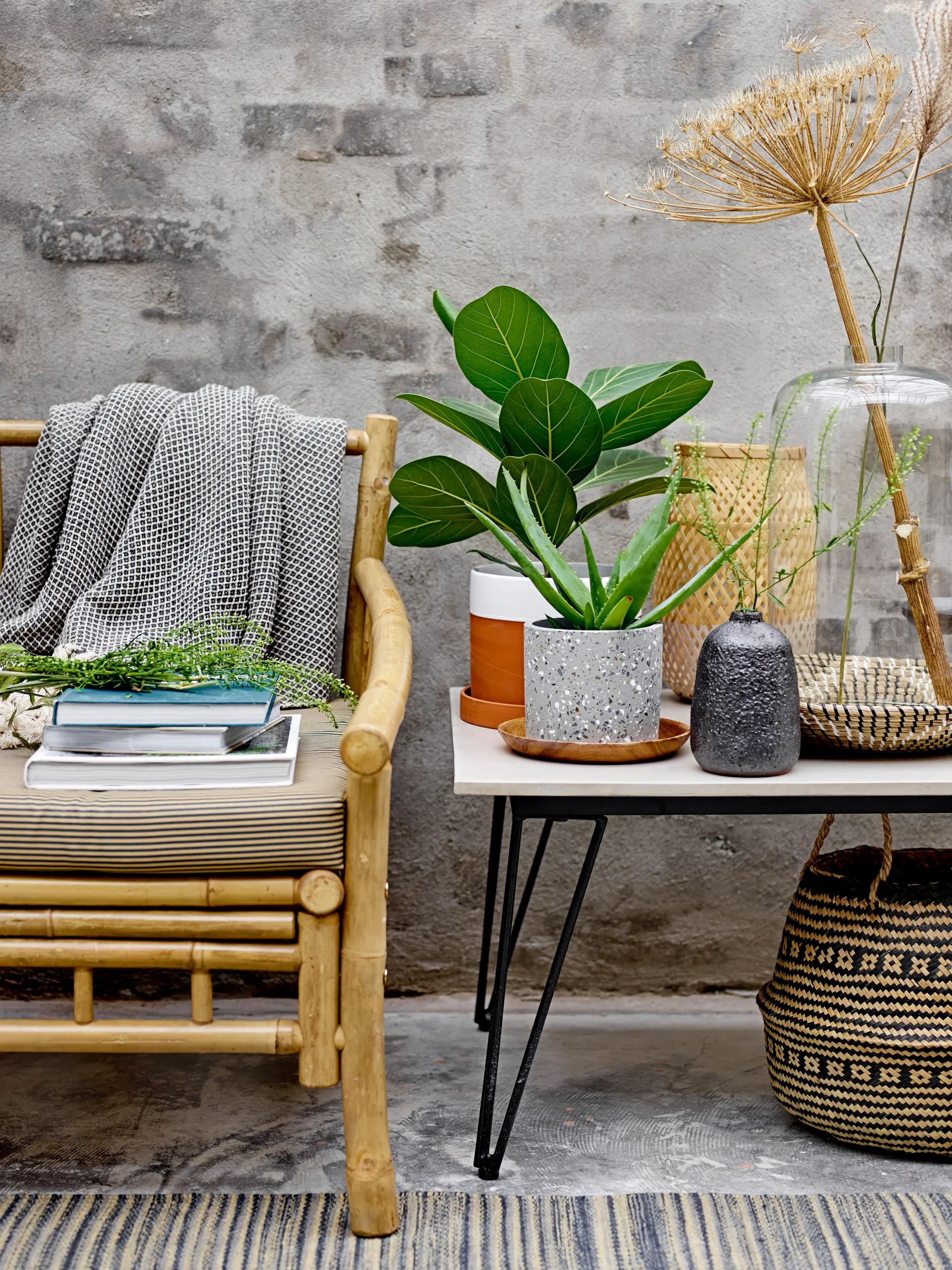 Mundo sofabord 60x90 cm, Cement Bloomingville