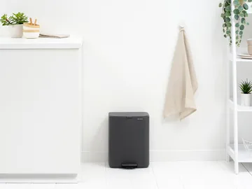 Bo pedalspand 12 l - Mineral Infinite Grey - Brabantia