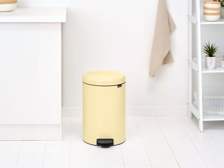 New Icon pedalspand 20 liter, Mellow Yellow Brabantia