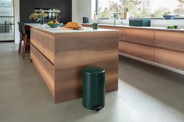 New Icon pedalspand 20 liter, Pine green Brabantia