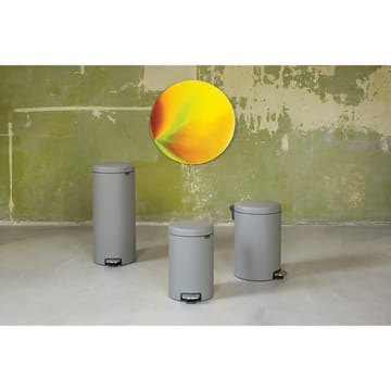 New Icon pedalspand 30 liter - Mineral concrete grey - Brabantia