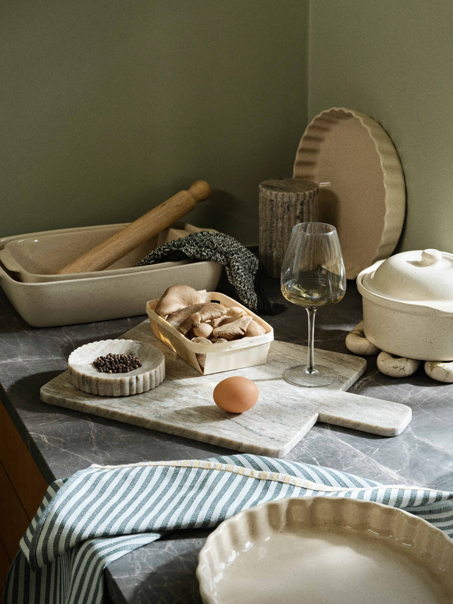 Vig ovnfast fad med låg 20,5x24 cm, Beige Broste Copenhagen