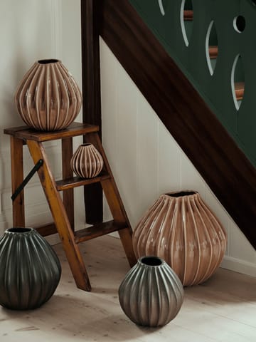 Wide vase M 25 cm - Fawn - Broste Copenhagen