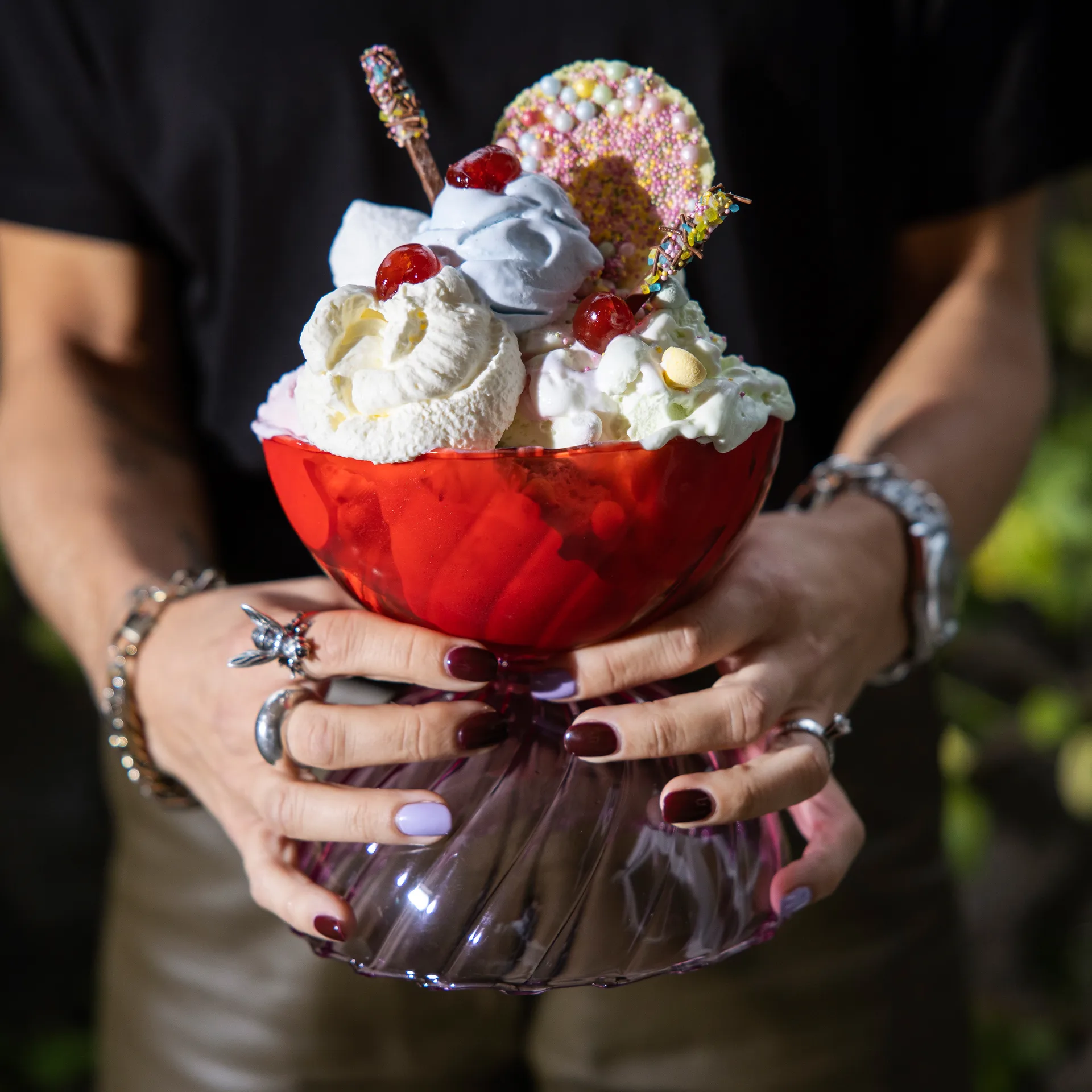 Carameli skål 16 cm, Lyserød/Rød Byon