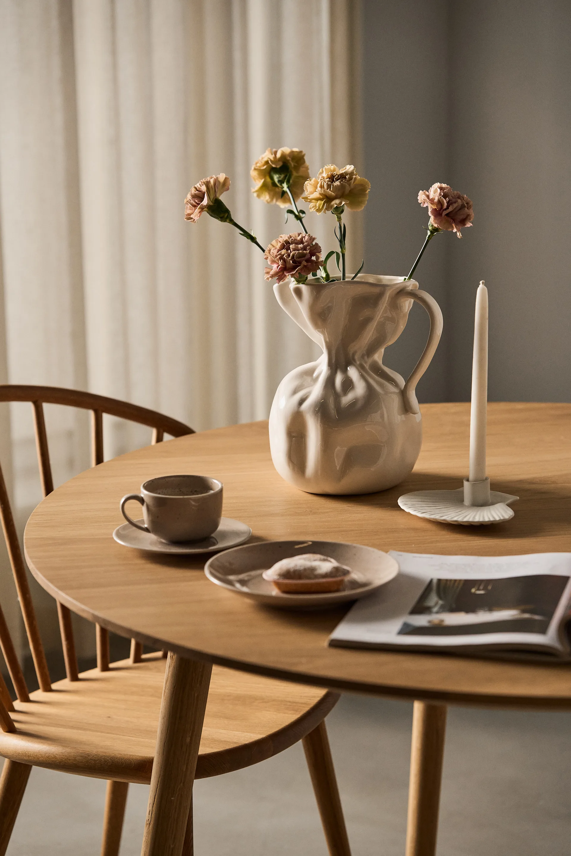 Crumple vase, Hvid Byon