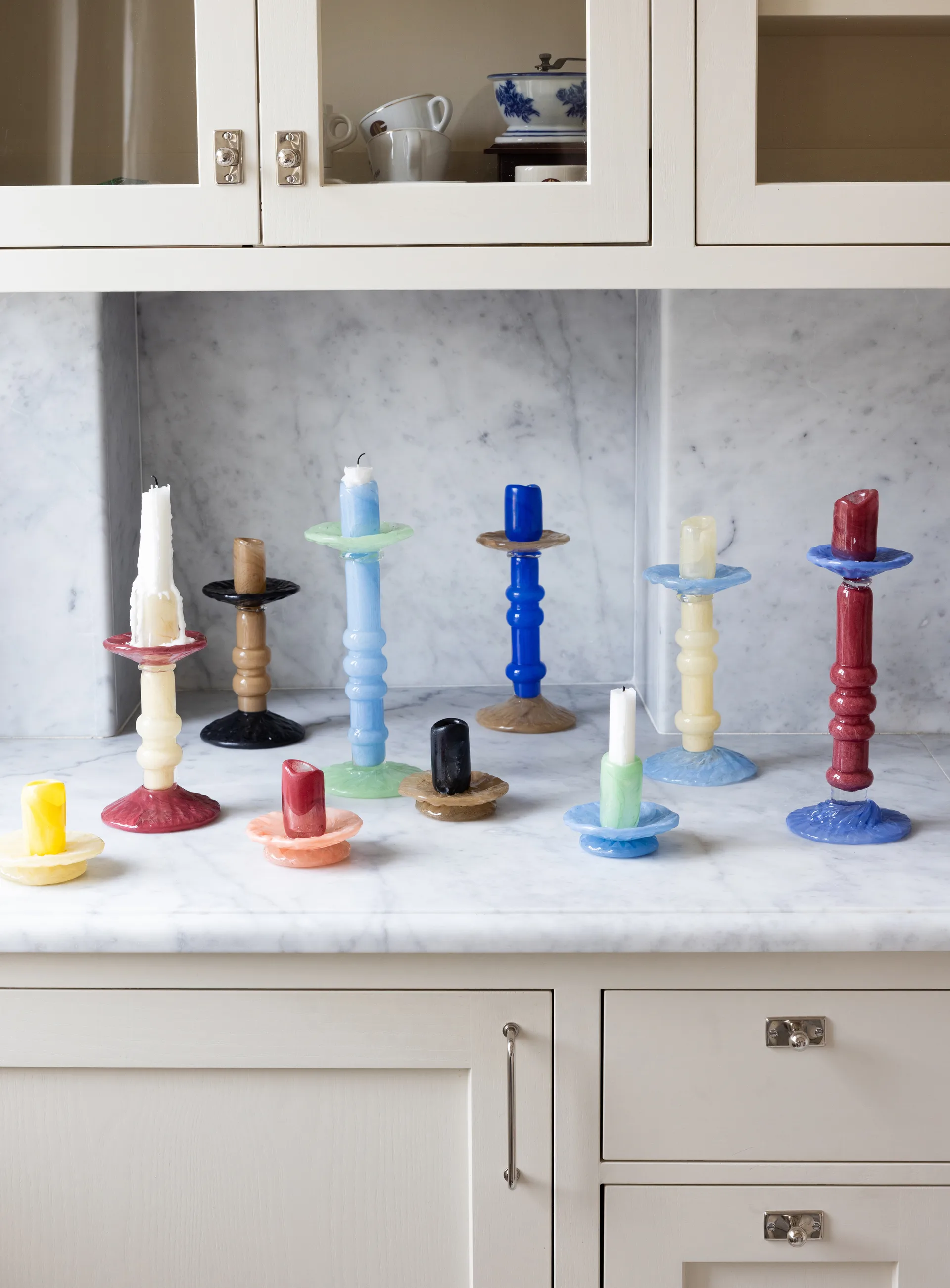 Lara lysestage M 26 cm, Lys beige-lyseblå Byon