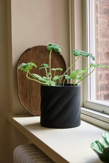Twist blomsterkrukke - Sort, medium Ø19 cm - Cooee Design