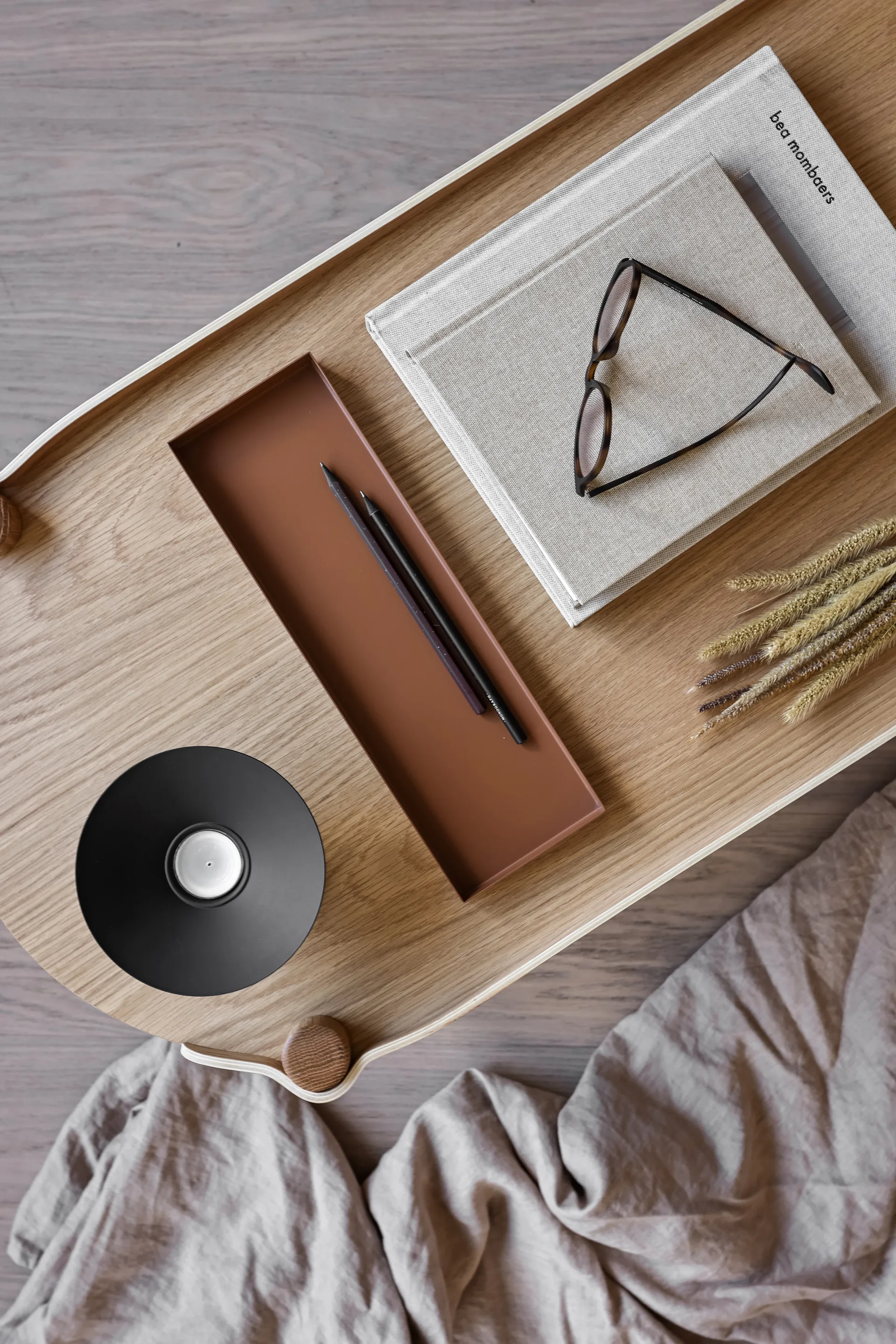 Uma fyrfadsstage, Black Cooee Design