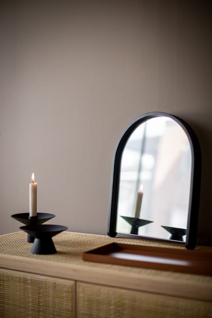 Uma lysestage, Black Cooee Design