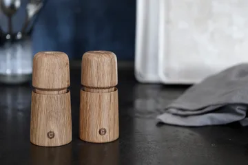 Stockholm krydderikværn - Natural, FSC oak, 11 cm - Crushgrind