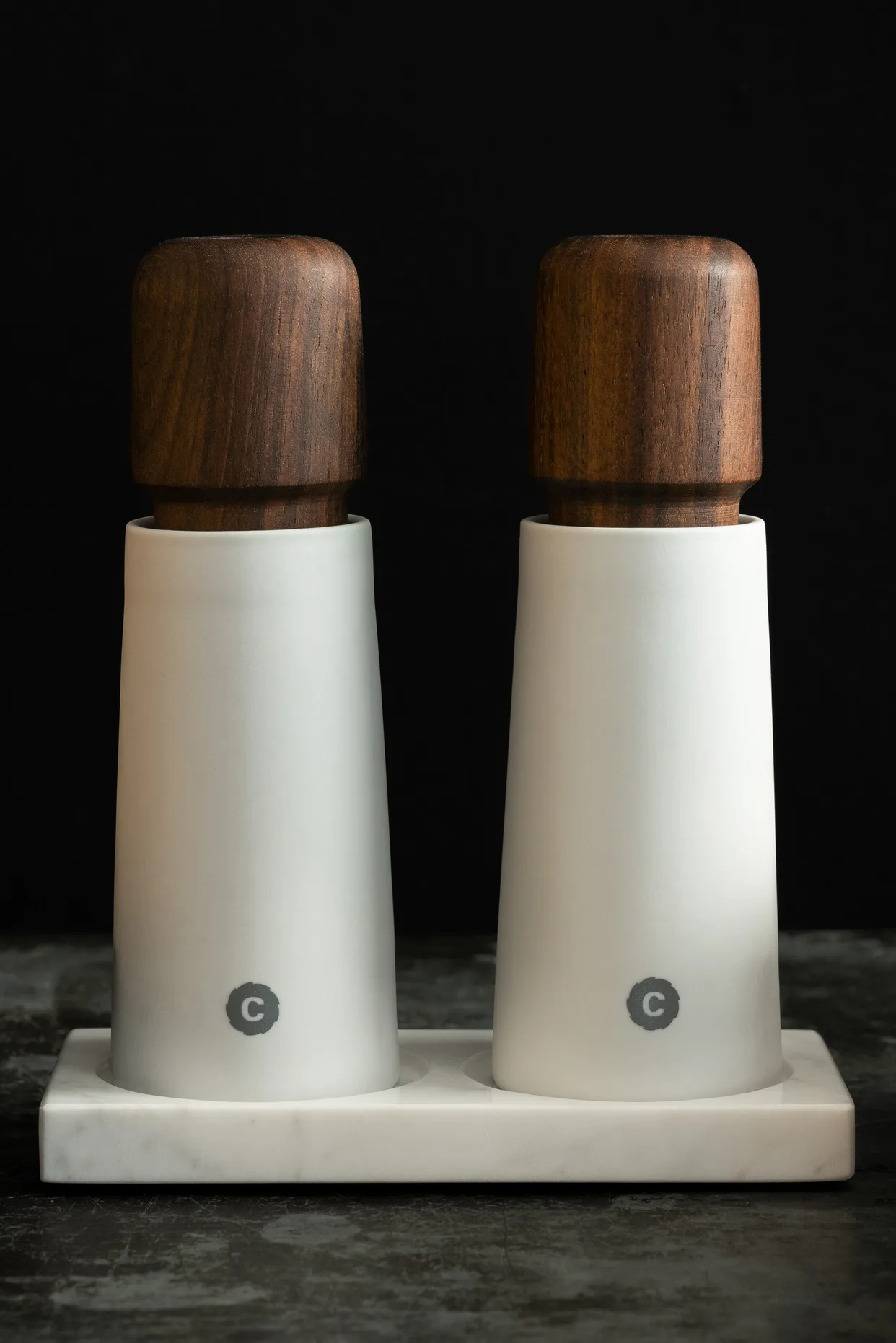 Tabletopper krydderikværnstativ, White marble Crushgrind