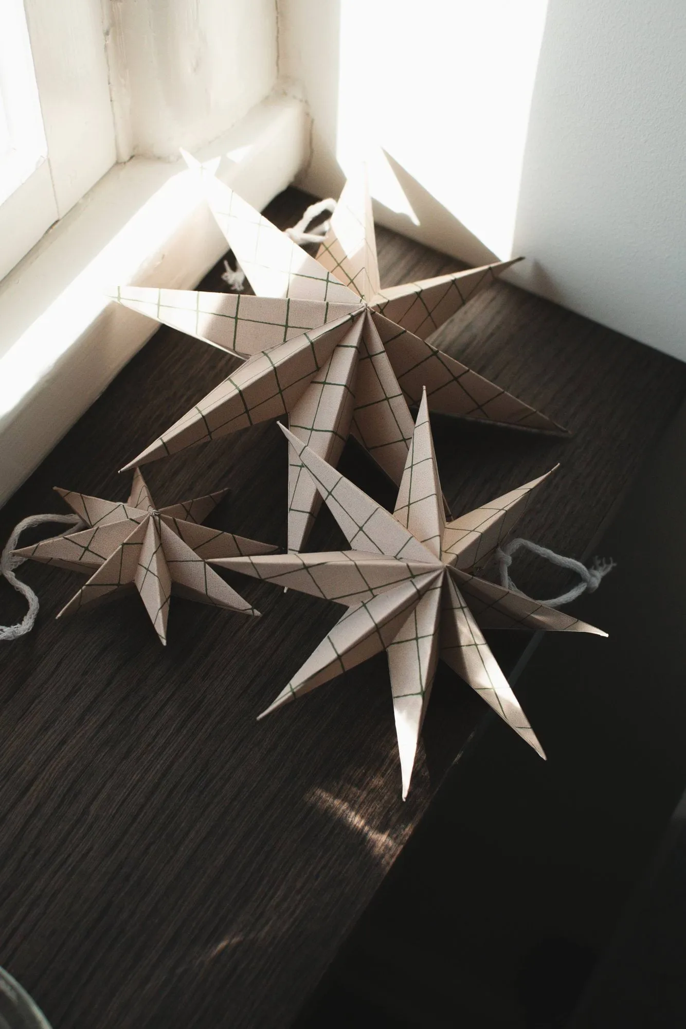 Paper winter star dekoration ophæng, Square sand, medium, Ø14 cm DBKD
