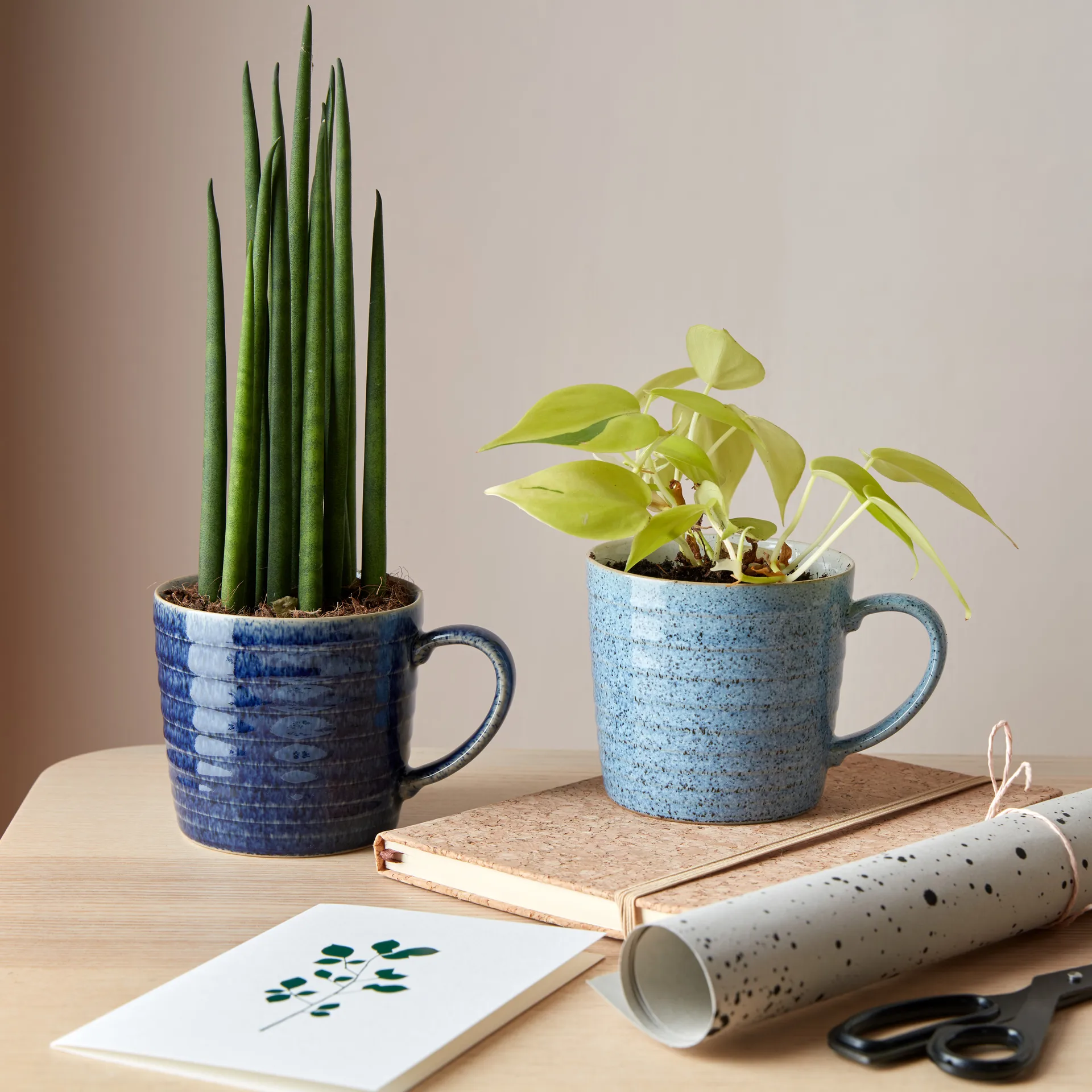 Studio Blue riflet krus 40 cl, Cobalt/Pebble Denby