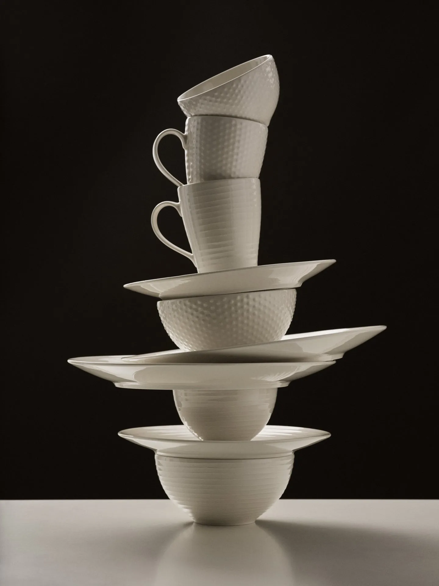 Hvid middagstallerken 28 cm, stribet hvid Design House Stockholm