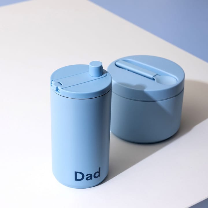 Design Letters to go-krus 35 cl, Dad-Lyseblå Design Letters