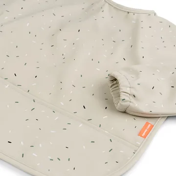 Confetti hagesmæk med ærmer - Sand - Done by deer