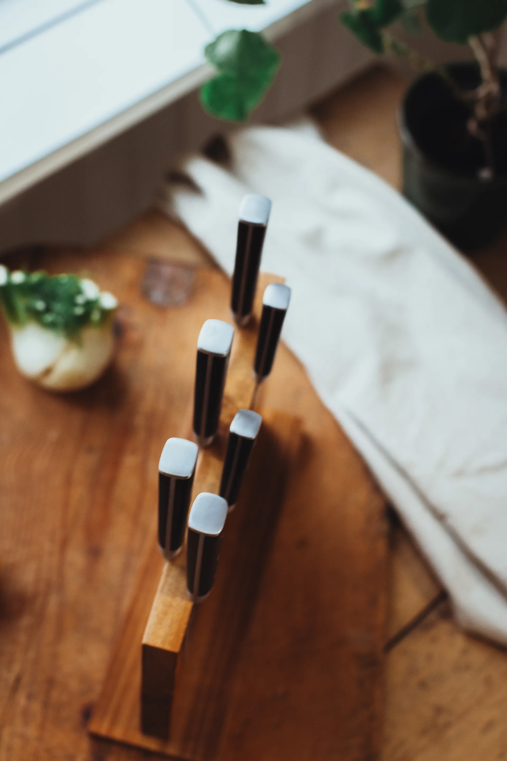 Asama santoku kokkekniv 18 cm, Rustfrit stål Dorre