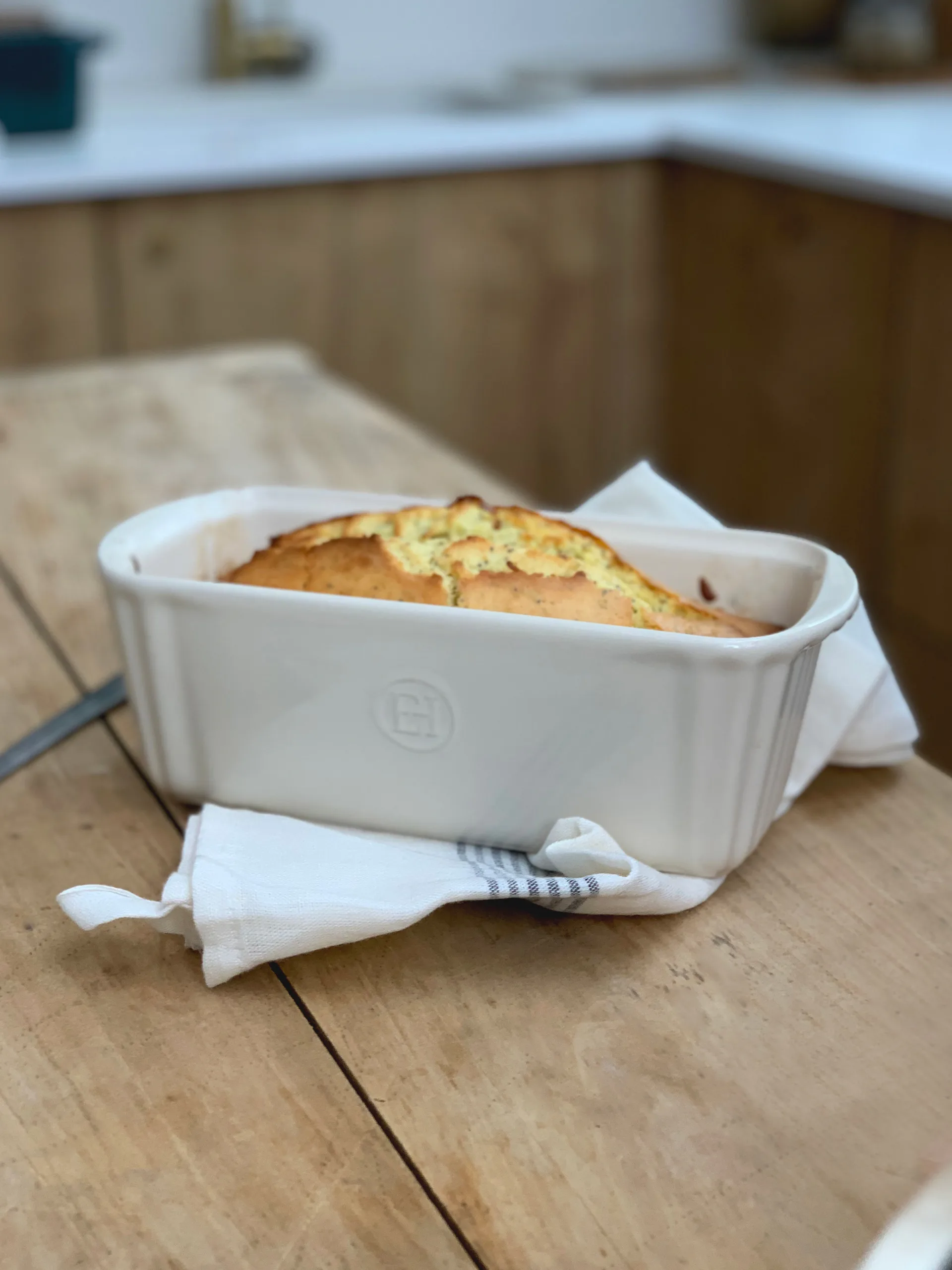 Emile Henry bageform 1,8 L, Cream Emile Henry