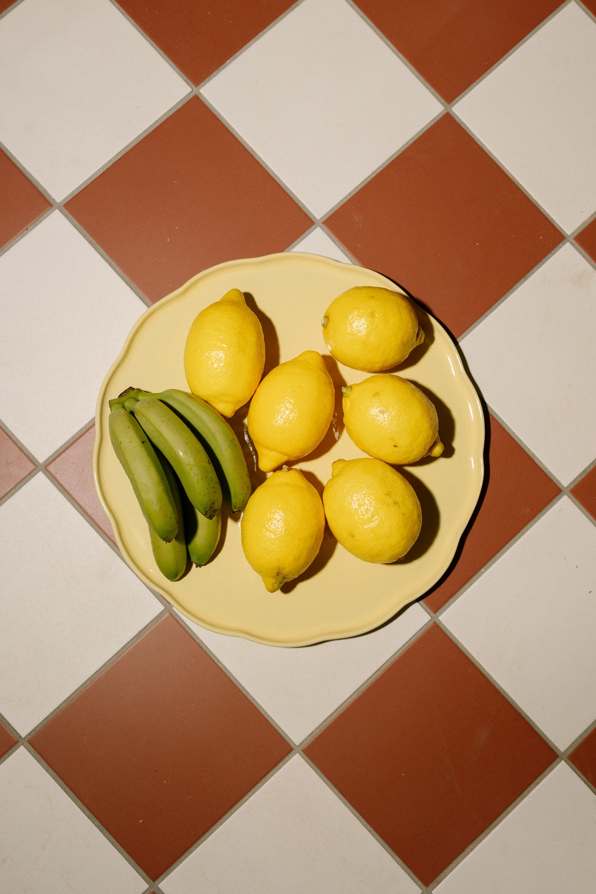 Emile Henry Madeleine serveringsfad, Vanilje, rund Emile Henry