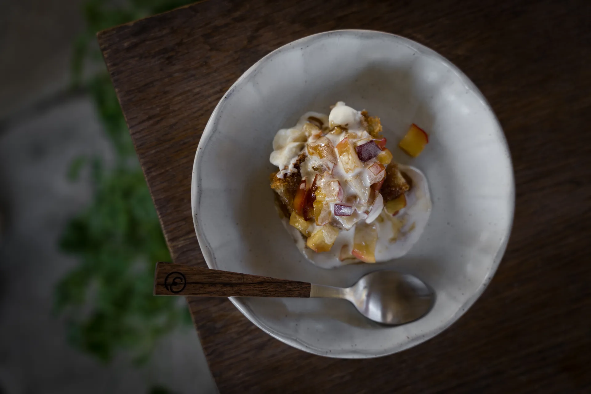 Ernst asiet stentøj, Hvid-natur, Ø17x3 cm ERNST