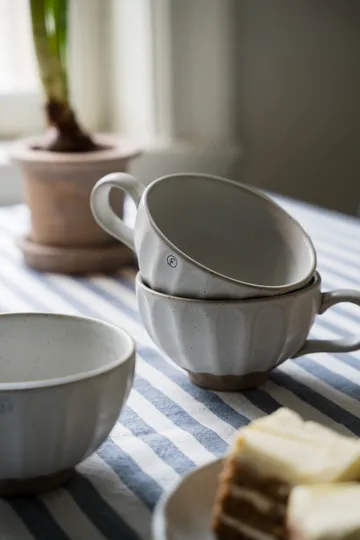 Ernst borddug stribet 145x300 cm - Blå-hvid - ERNST