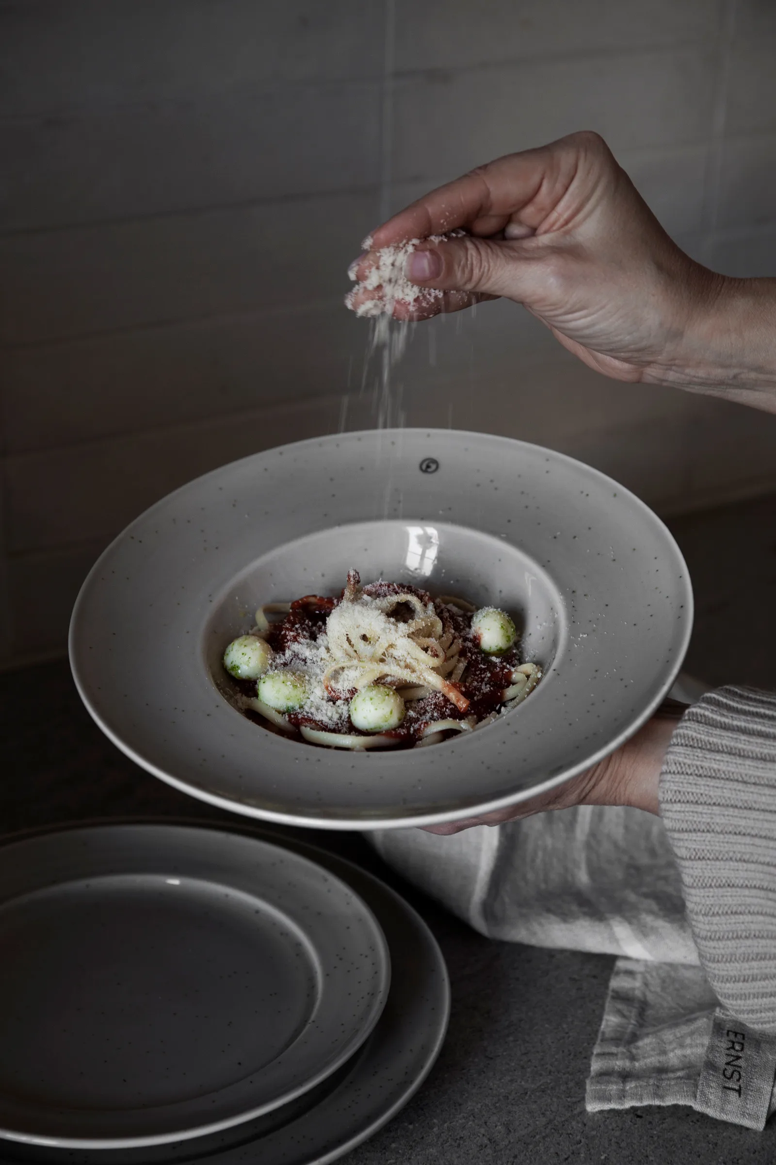 Ernst dyb tallerken Ø25 cm, Sand ERNST