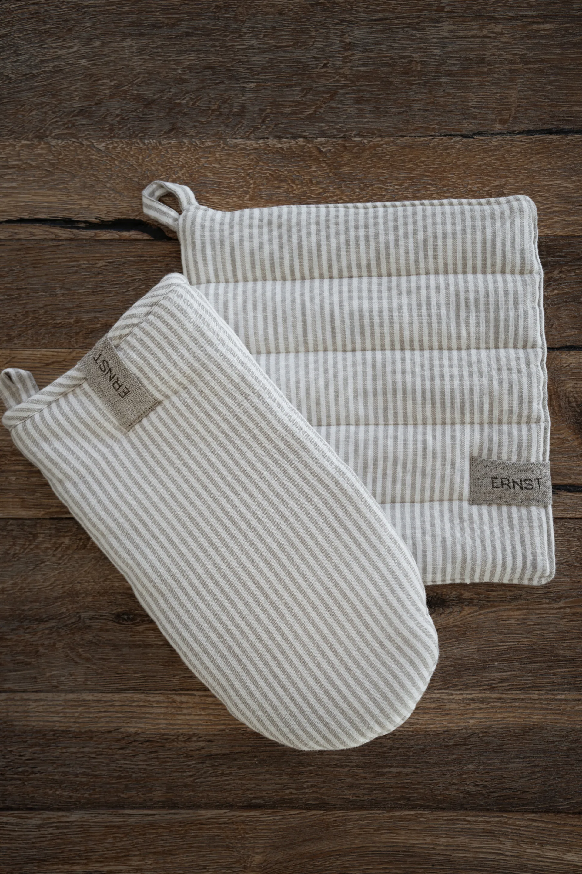 Ernst grydehandske stribet, Beige-hvid stribe ERNST