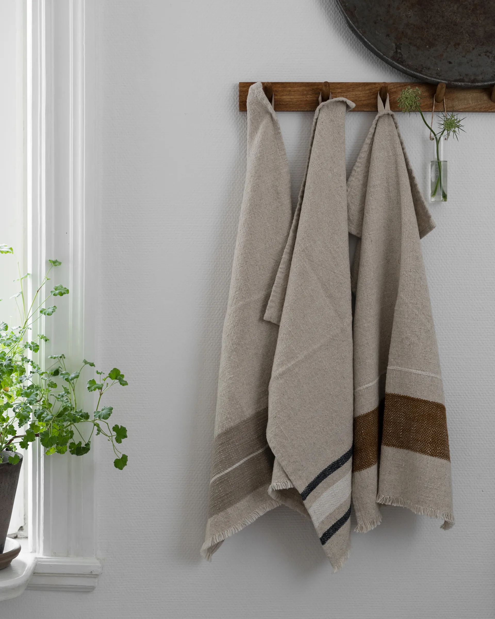 Ernst køkkenhåndklæde, Natur-beige-hvid, 47x70 cm ERNST