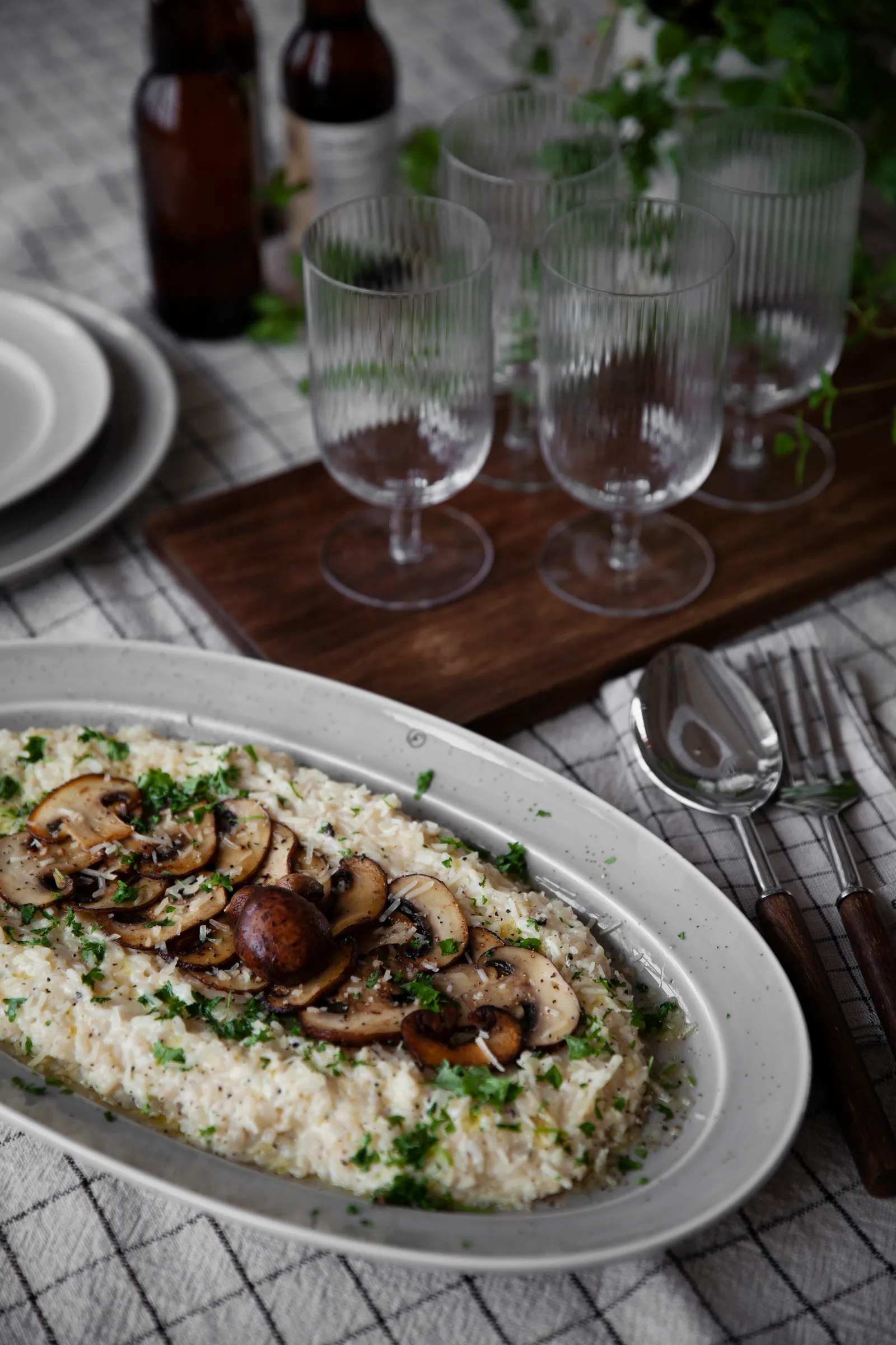 Ernst serveringsfad ovalt 25x42 cm, Sand ERNST