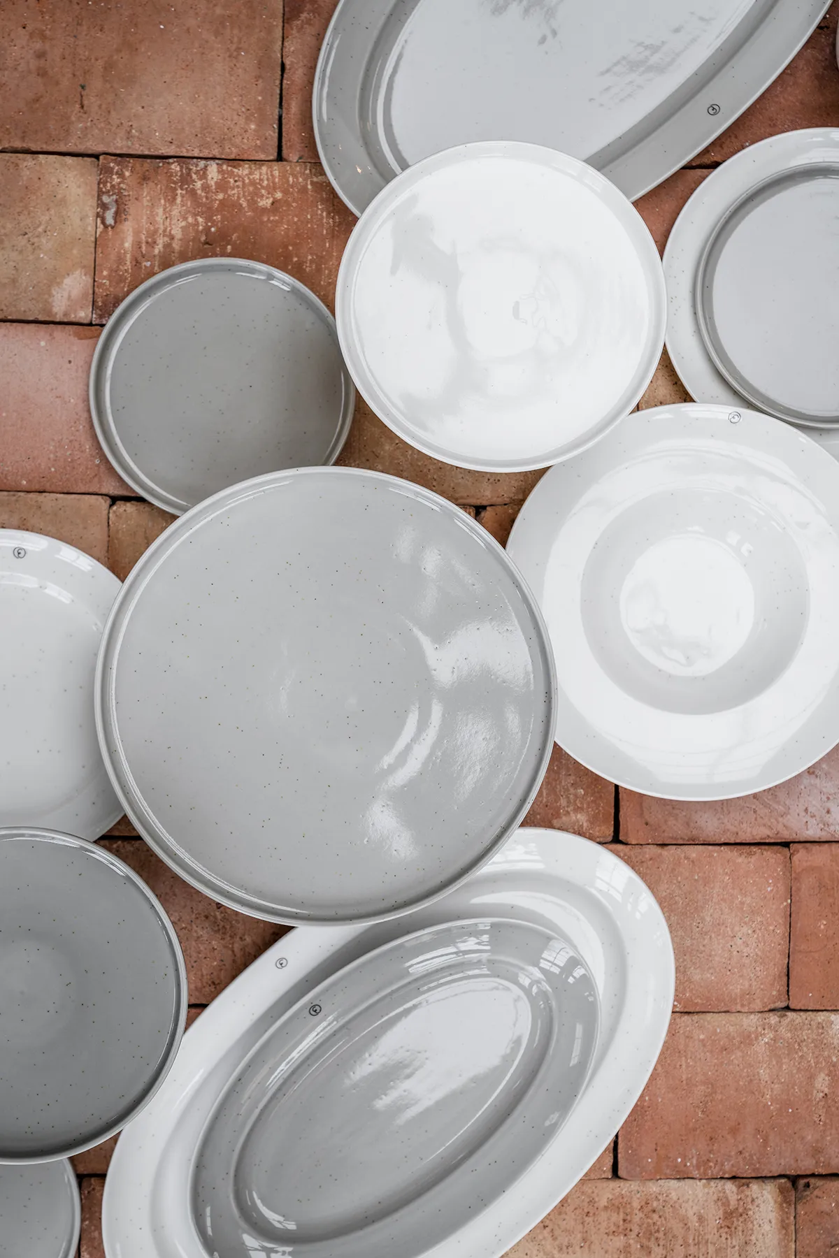 Ernst serveringsfad ovalt 25x42 cm, Vanilje ERNST