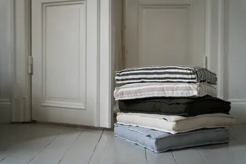 Ernst siddehynde 45x45 cm - Blå-hvid - ERNST