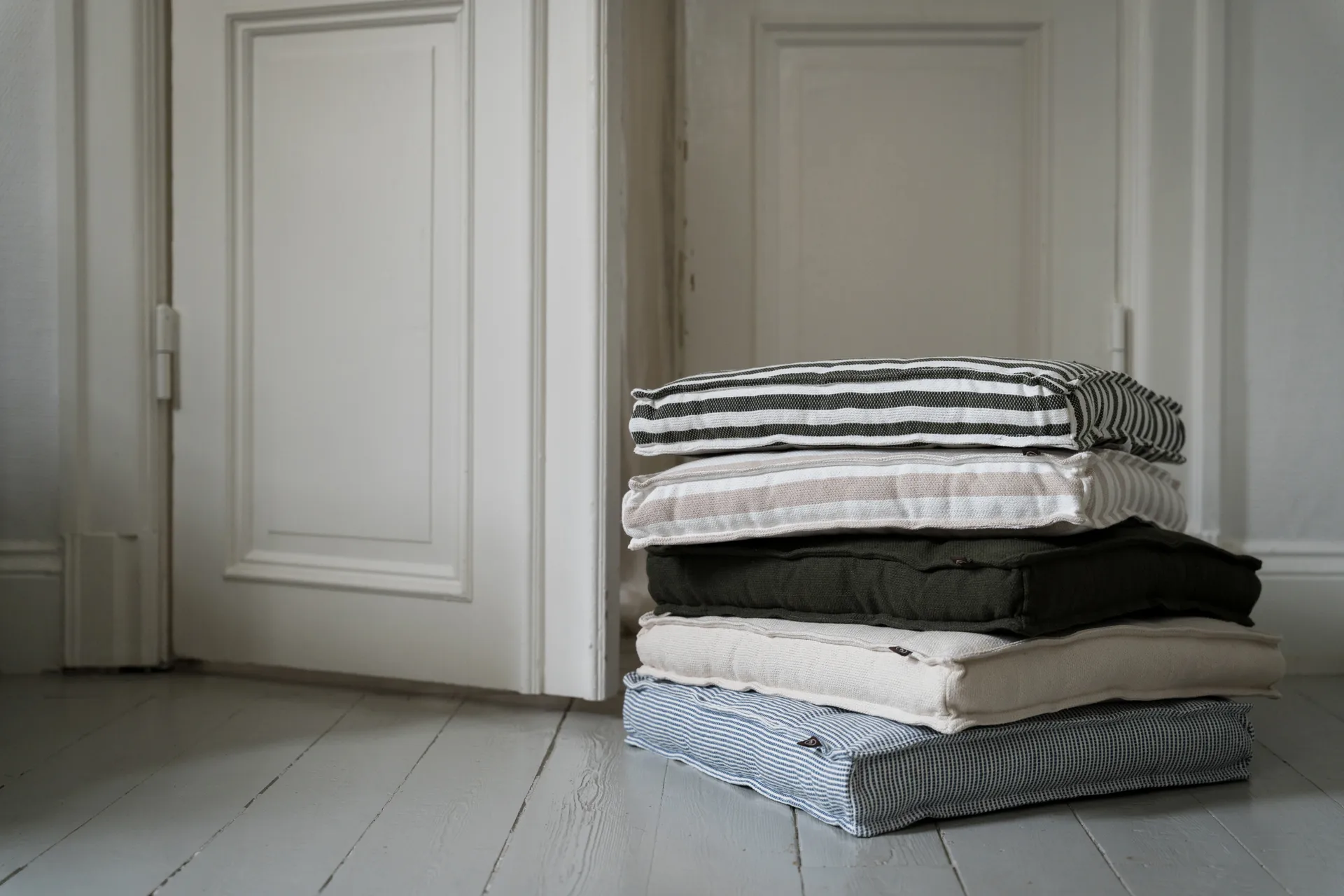 Ernst siddehynde 45x45 cm, Salvie ERNST