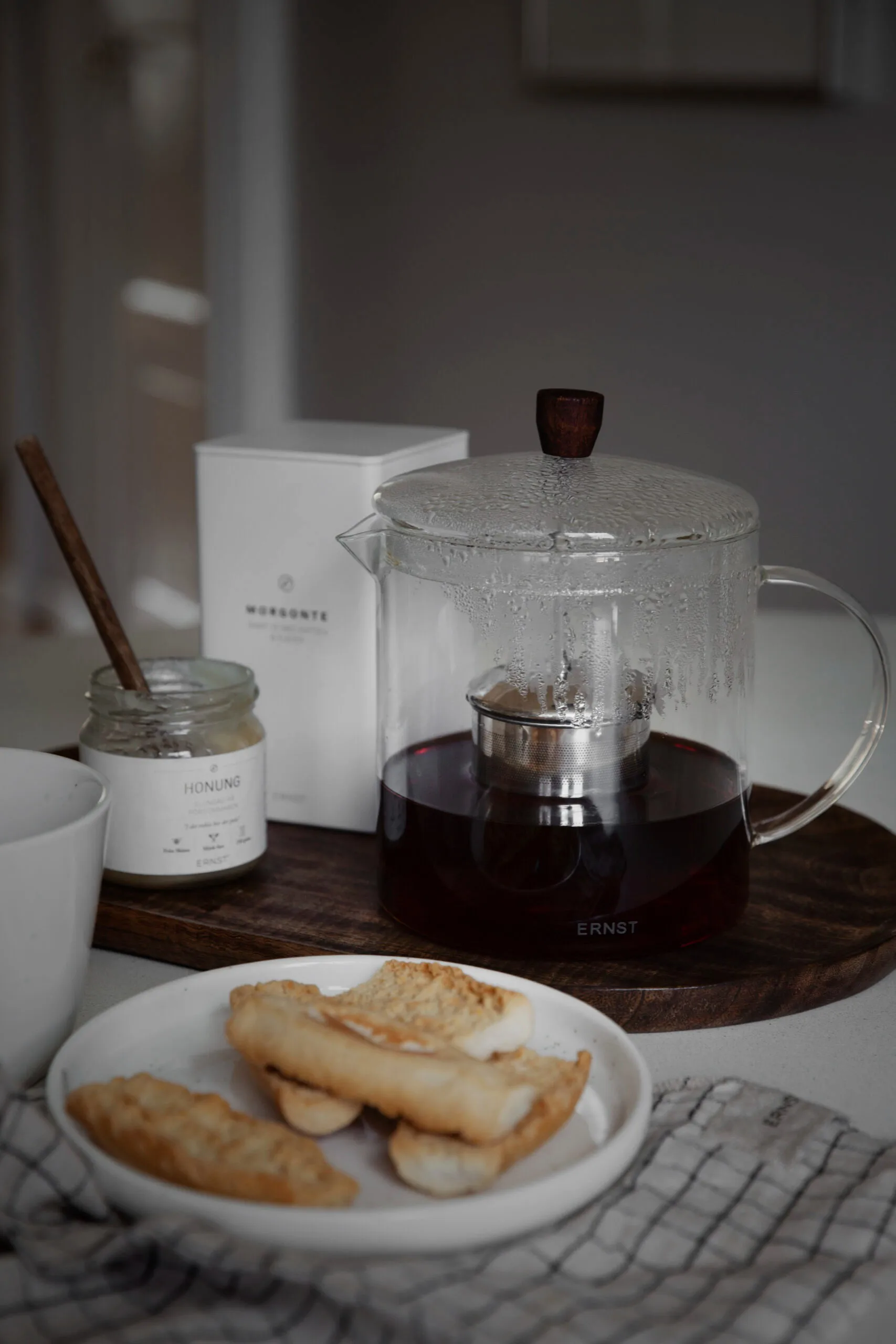 Ernst tekande i glas 1,5 L, Klar/Mørkebrun ERNST