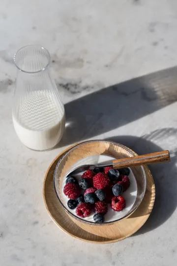 Ernst træbakke - Gummitræ, Ø16,5 cm - ERNST