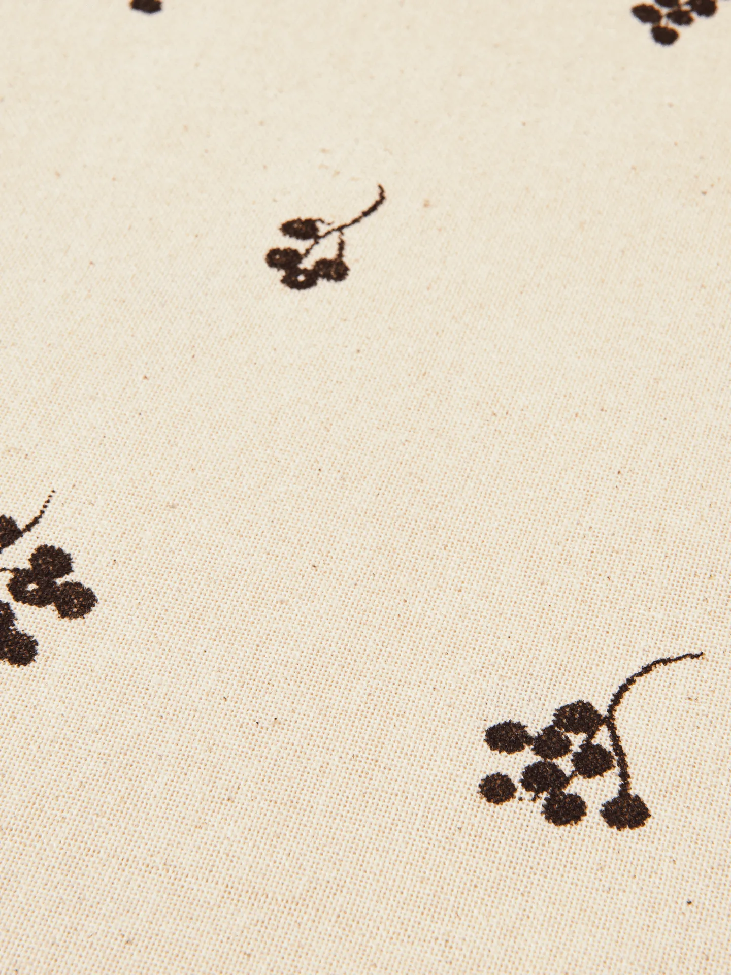 Baies borddug 150x240 cm, Natural-dark chocolate Ferm Living