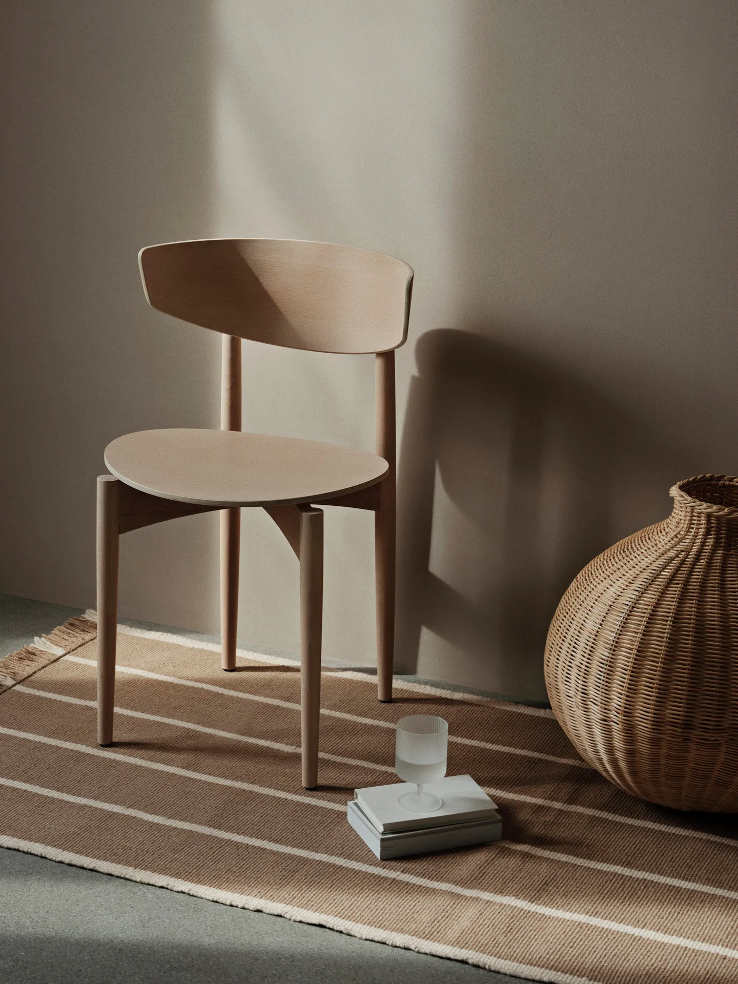 Bola flettet gulvvase, Natural Ferm Living