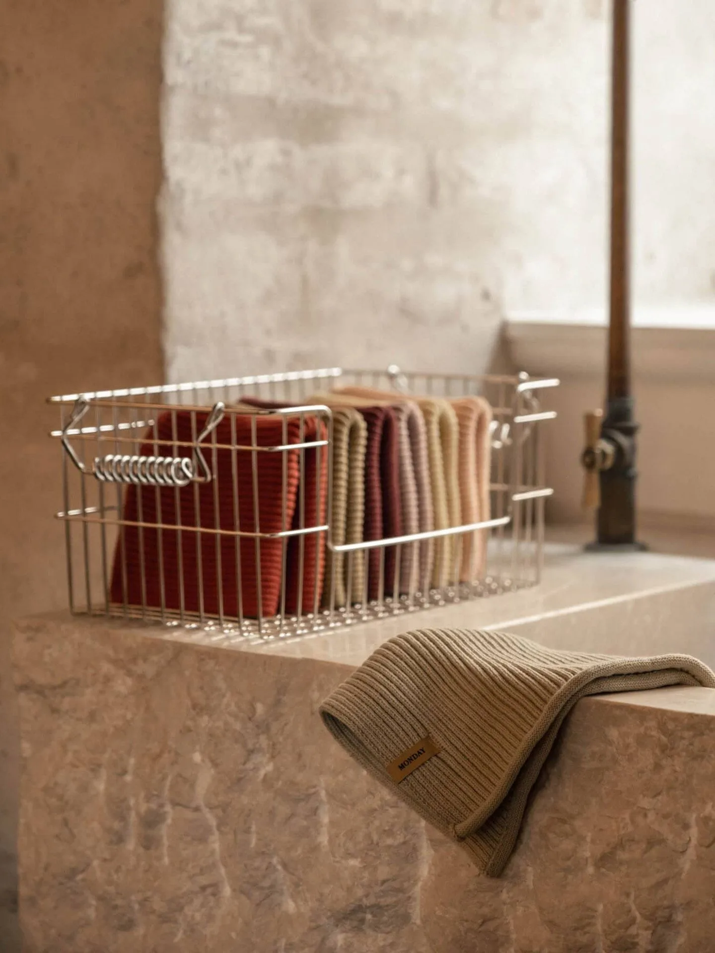 Cala stabelbar kurv 2-pak, Stainless Steel, 28,7x18x13 cm Ferm Living