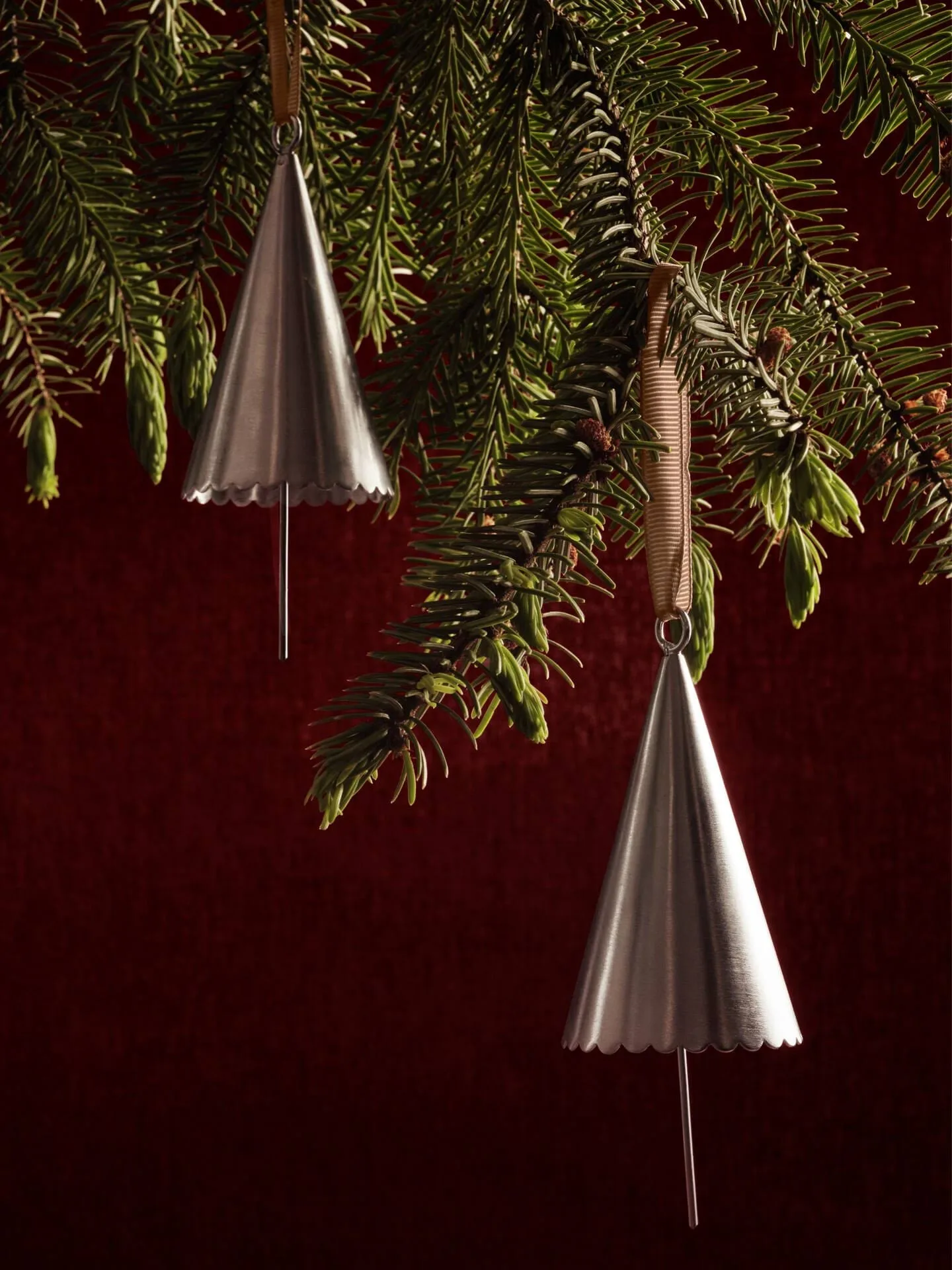 Cone bell dekorationsophæng 2-pak, Silver Ferm Living