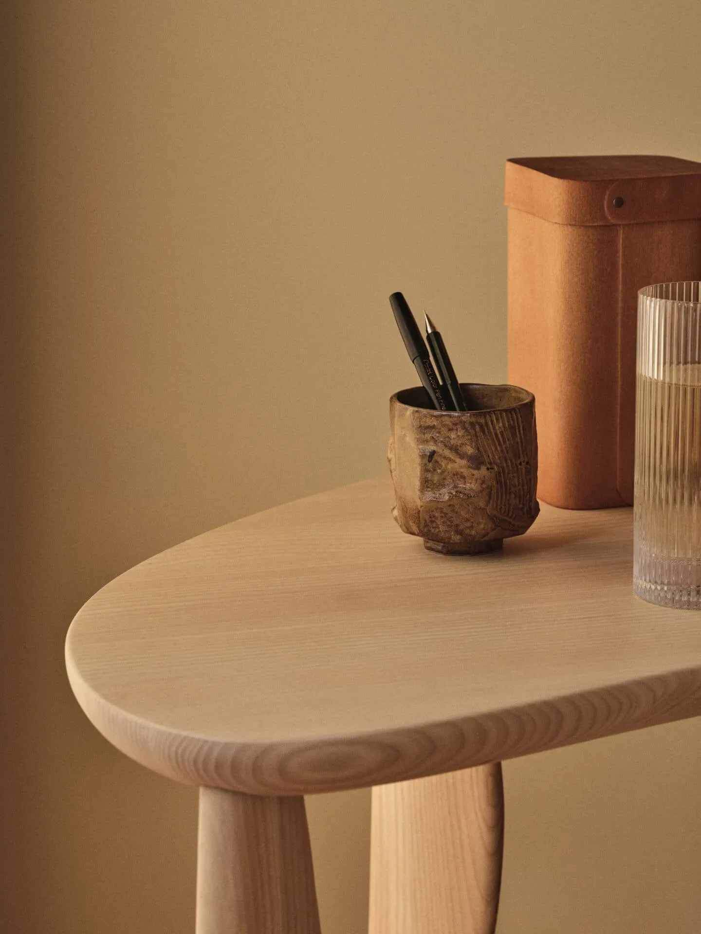 Feve skrivebord 60x117 cm, Natural ash Ferm Living