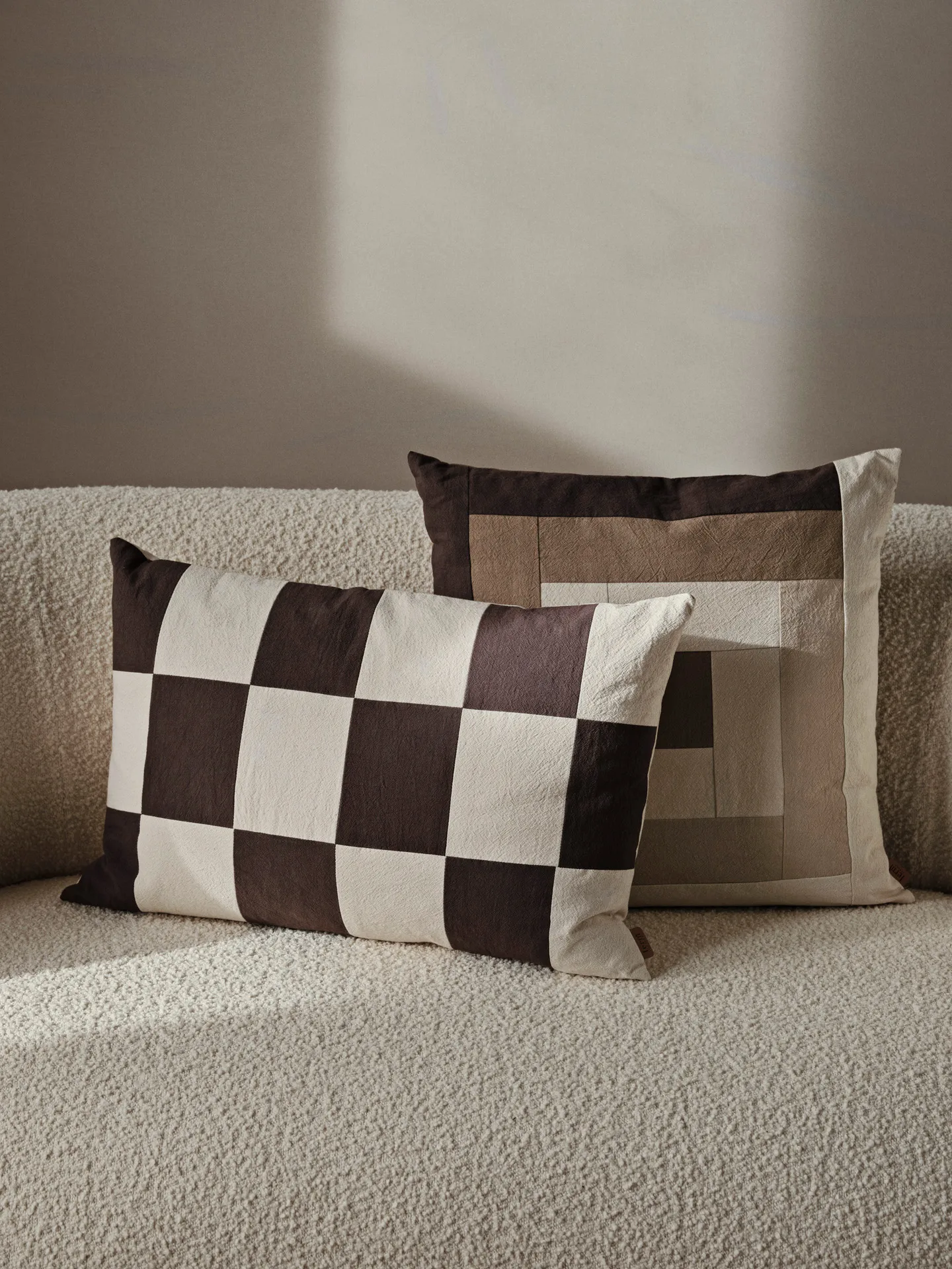 Fold patchwork pudebetræk 40x60 cm, Coffee-undyed Ferm Living