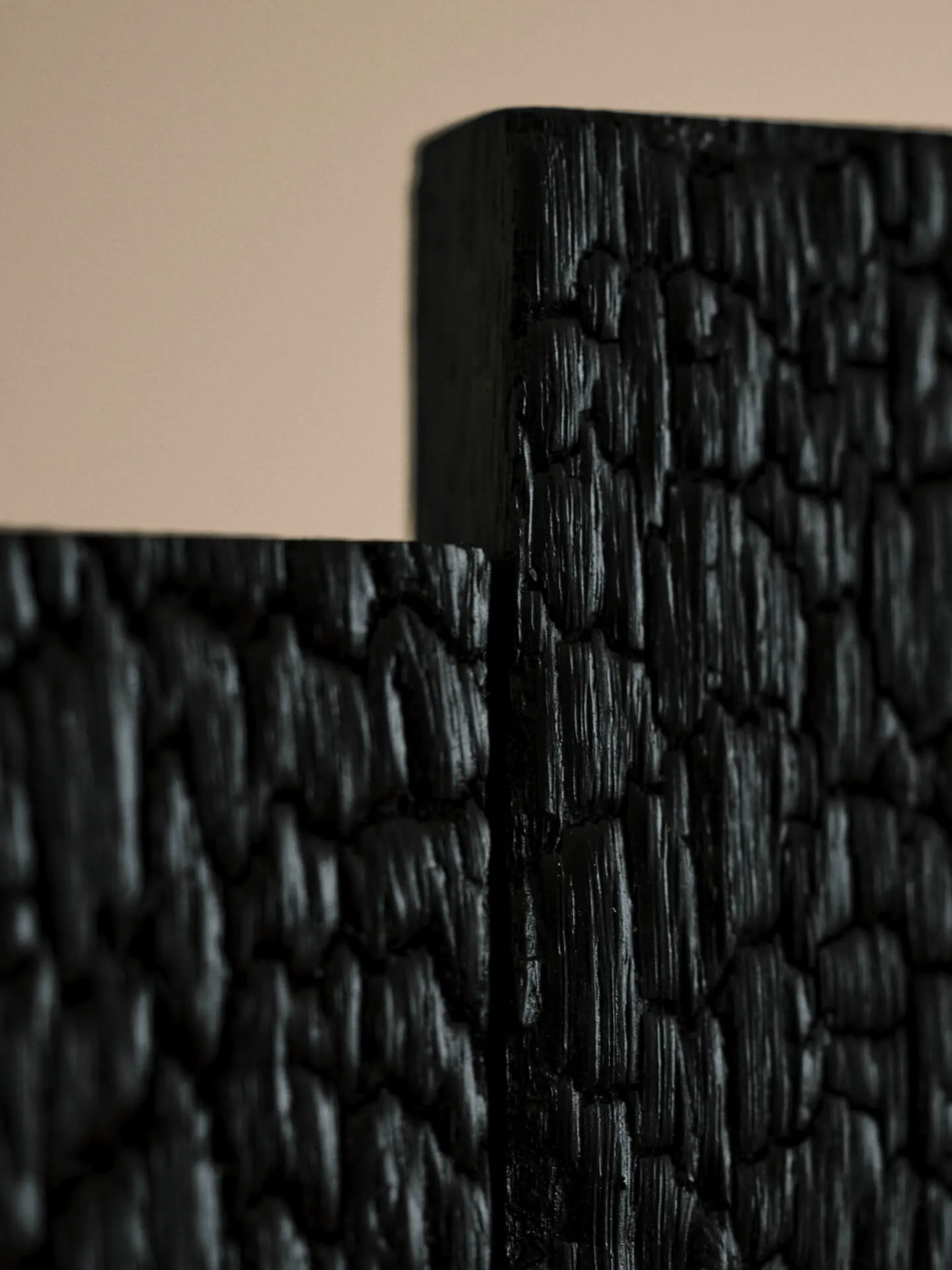 Koh vægskab, Black, 43,5x27,5x81,4 cm Ferm Living